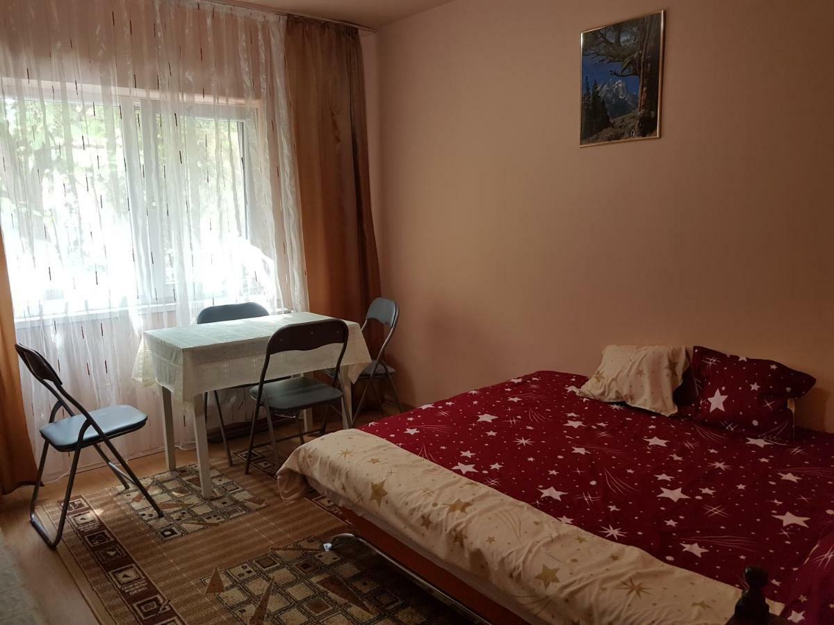Apartament Aura Apartment Орадеа Екстериор снимка