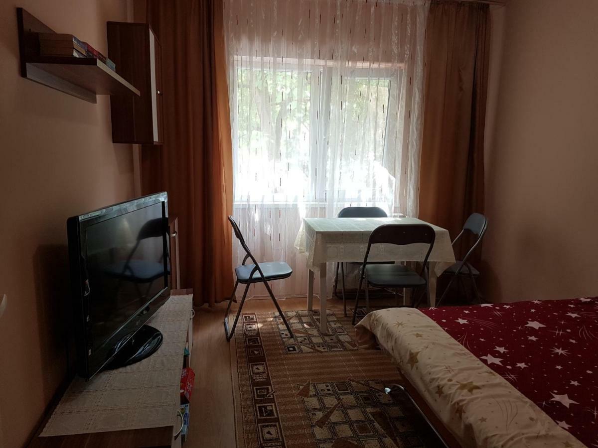 Apartament Aura Apartment Орадеа Екстериор снимка