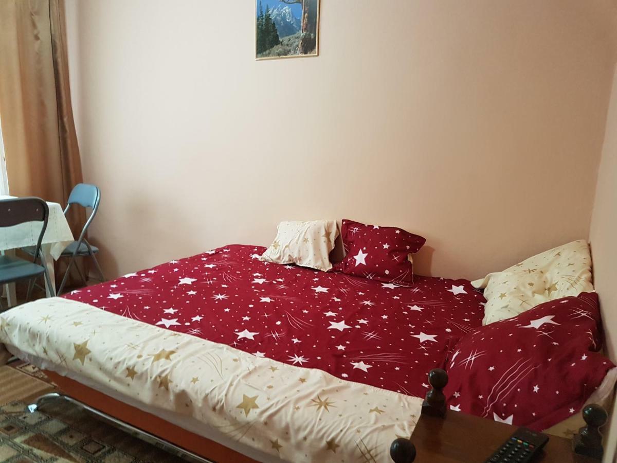 Apartament Aura Apartment Орадеа Екстериор снимка